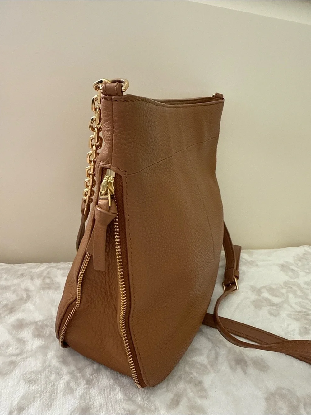 Tory Burch Women's Ivy Pebbled Leather Convertible Shoulder Bag Crossbody